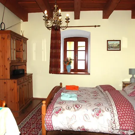 Nase Vase Na Ruzovej *