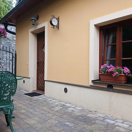 Nase Vase Na Ruzovej